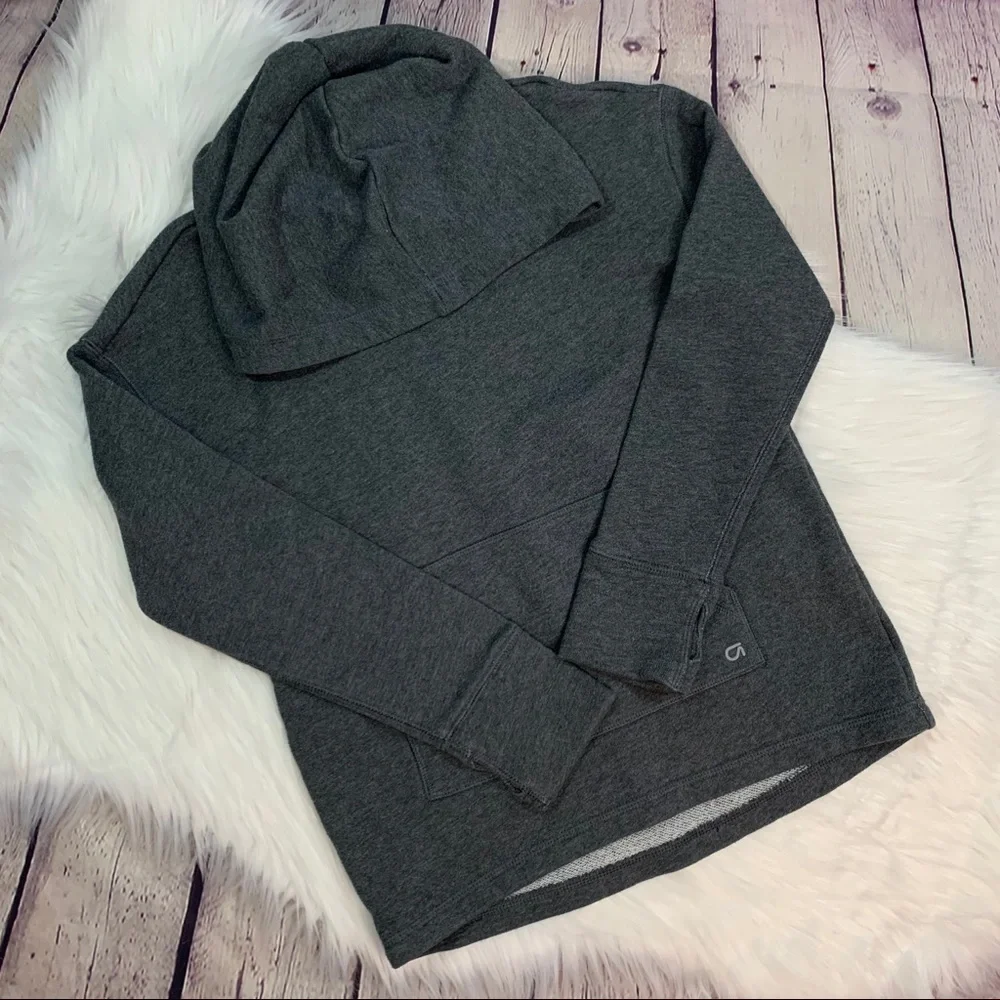GAP Fit Gray Hoodie Sweatshirt Medium